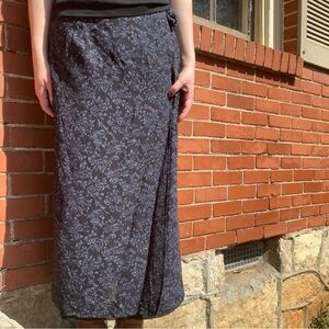 Talbots navy floral maxi skirt